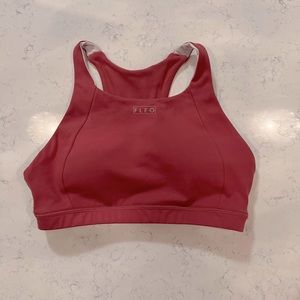 Fleo Jourdaine sports bra